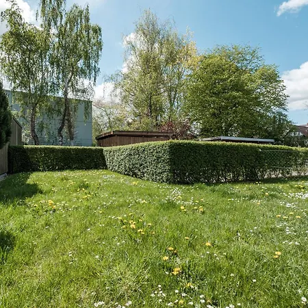 アパート 2 Seasons, Six Senses *