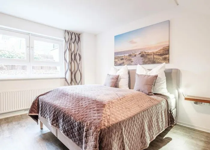 Apartman 2 Seasons, Six Senses