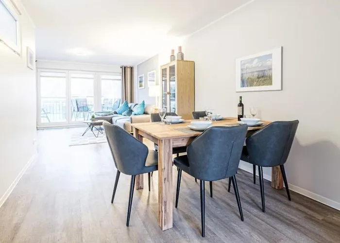 2 Seasons, Six Senses Apartman